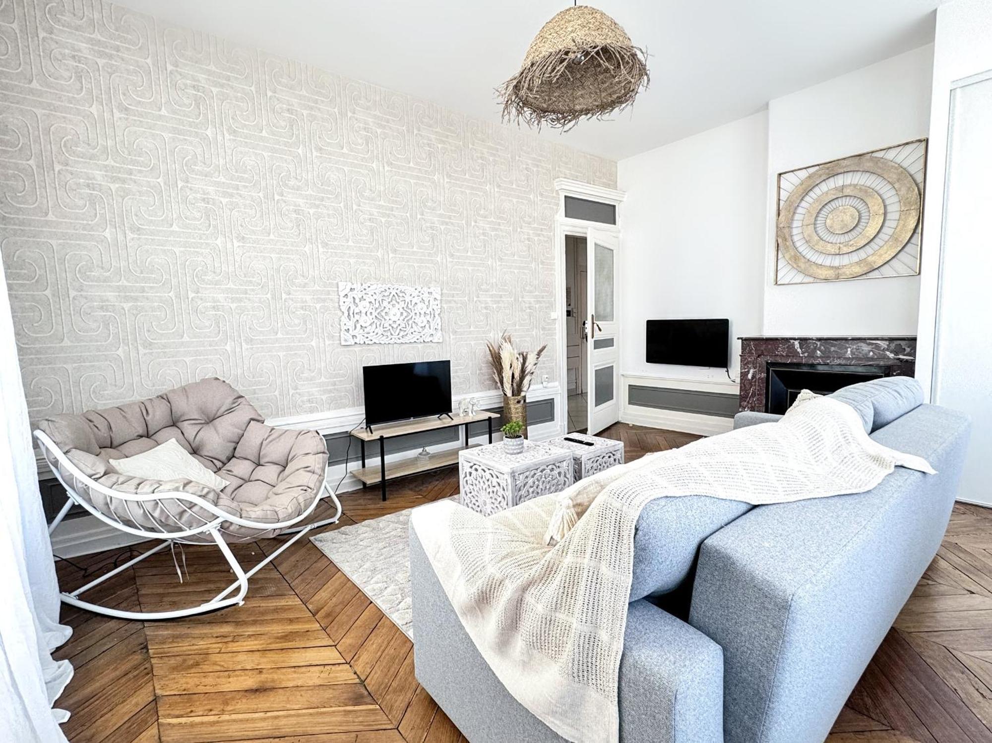 Suite Cinnabar Oullins Exterior foto
