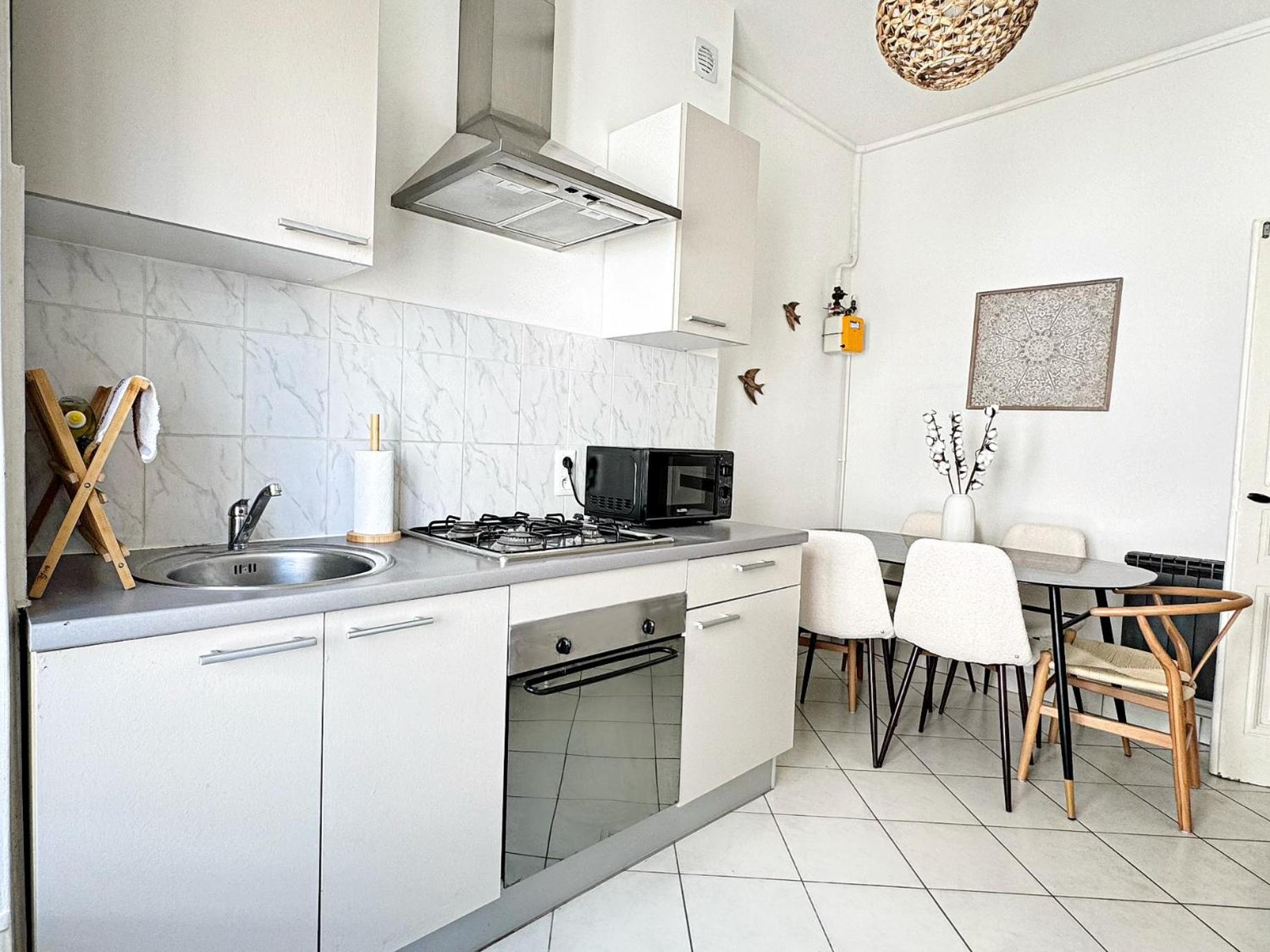 Suite Cinnabar Oullins Exterior foto